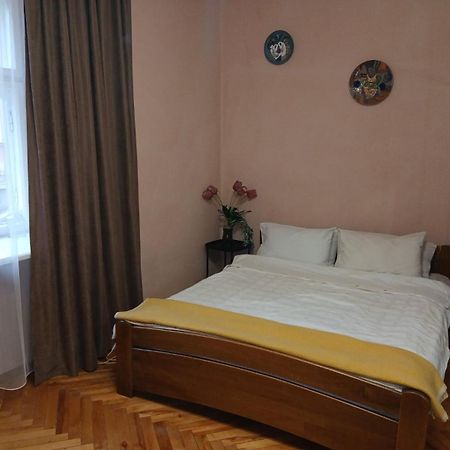 Бюджетная Квартира На Леси Украинки Lviv Dış mekan fotoğraf