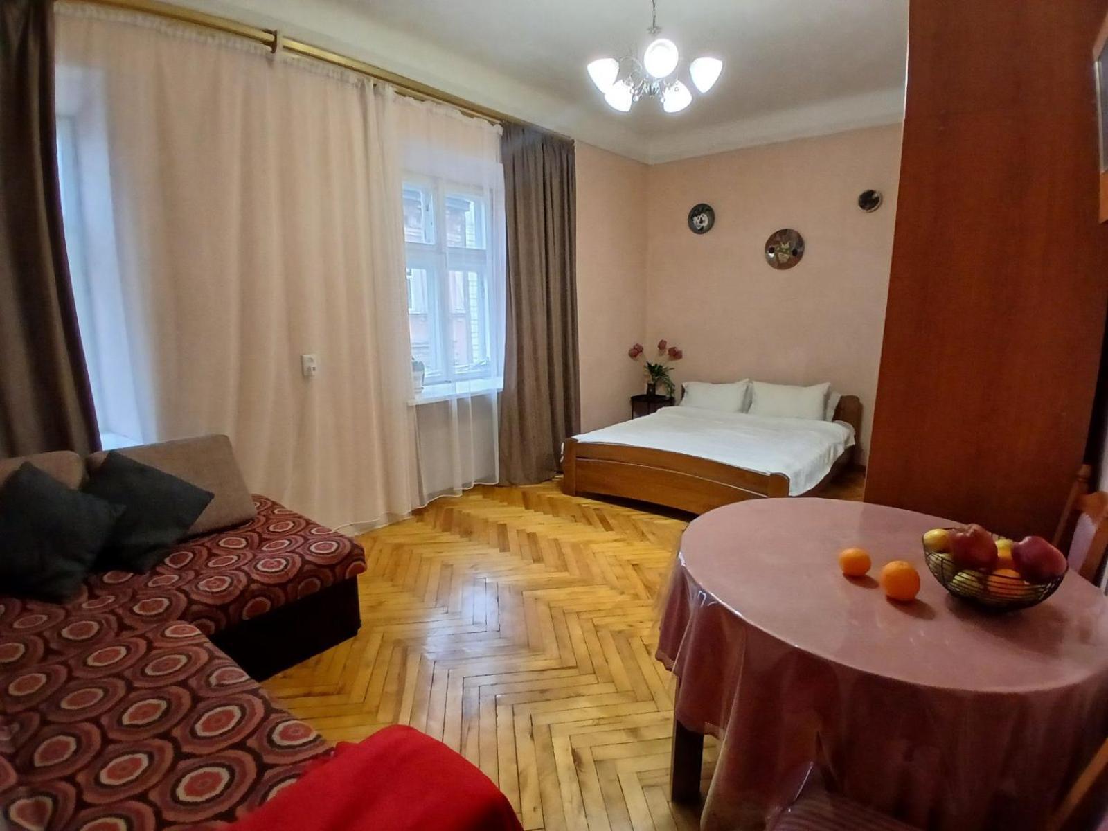 Бюджетная Квартира На Леси Украинки Lviv Dış mekan fotoğraf